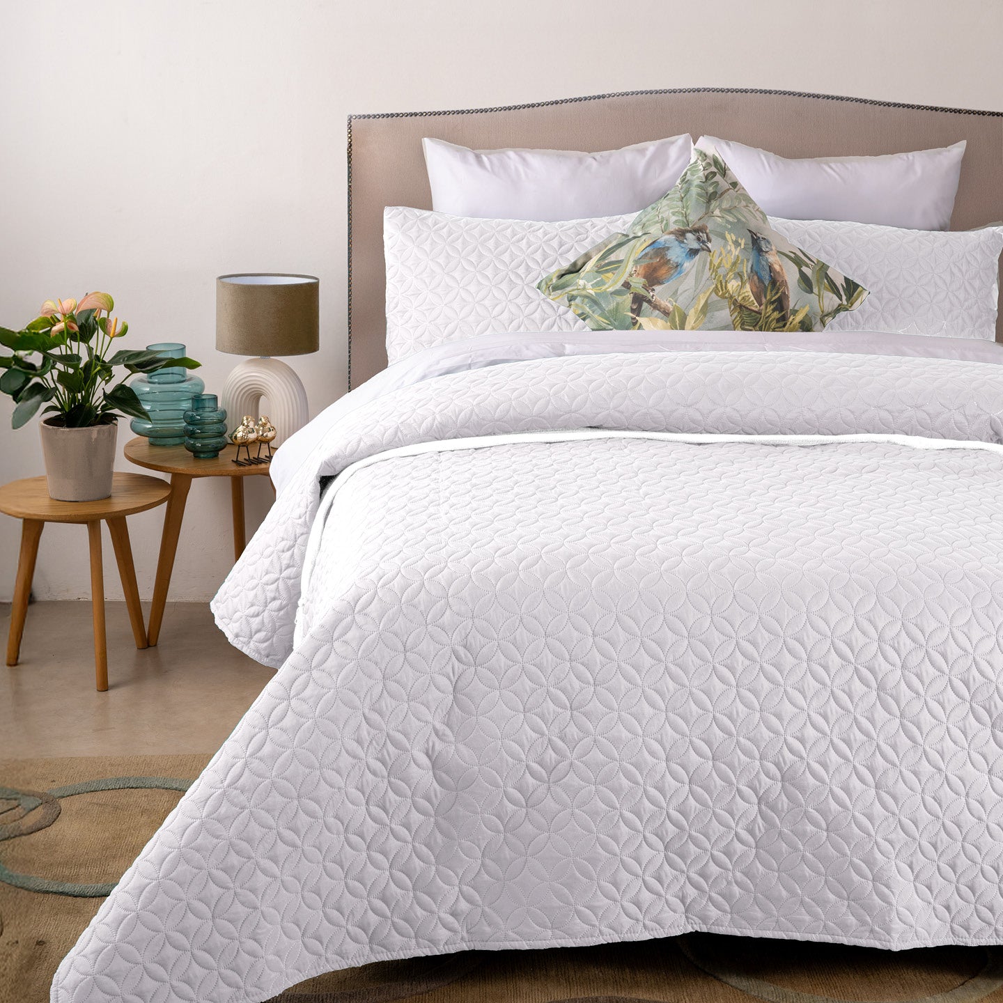 White Cullinan Quilt Bed 3pc Set
