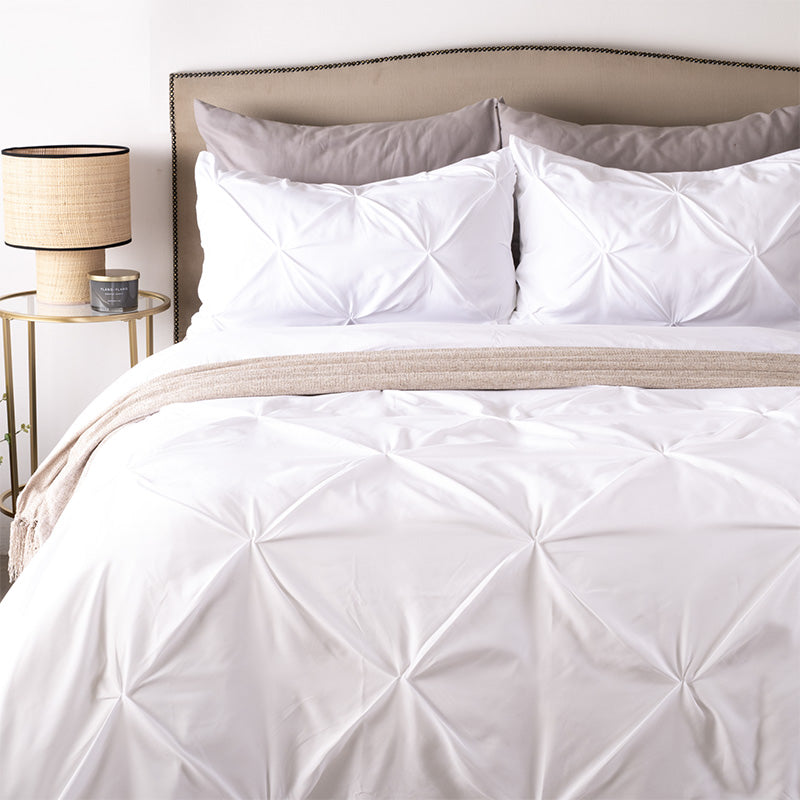 Pintuck Duvet Cover Set 3pc - White - Double
