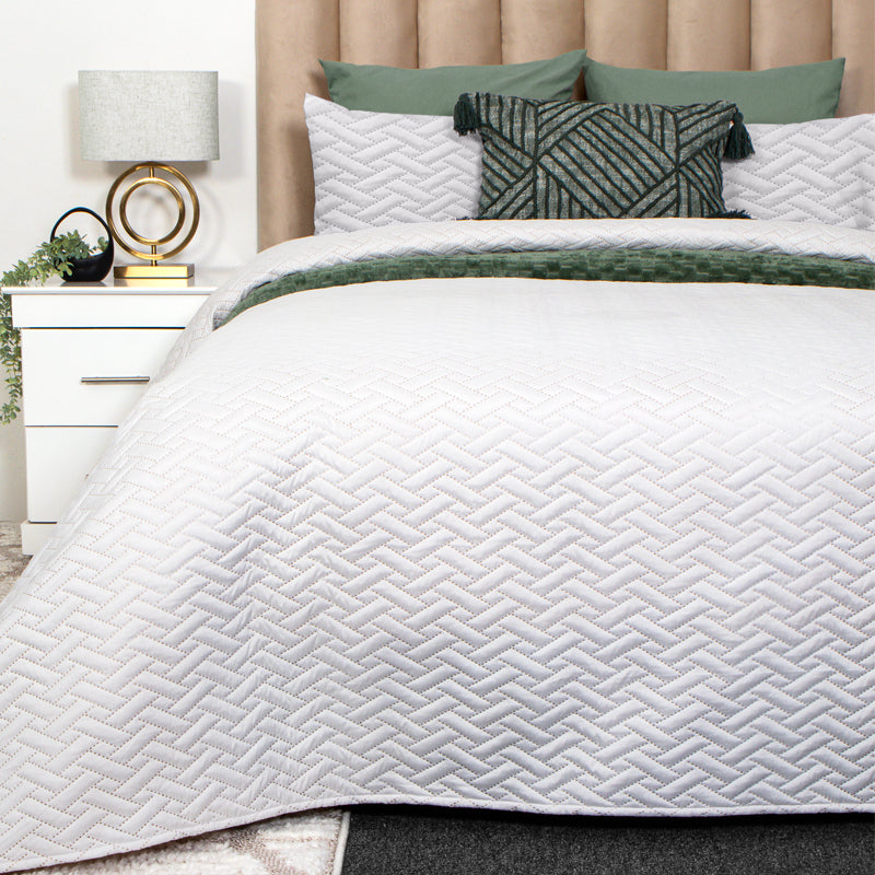 White Concertina Quilt Bed Set 3pc